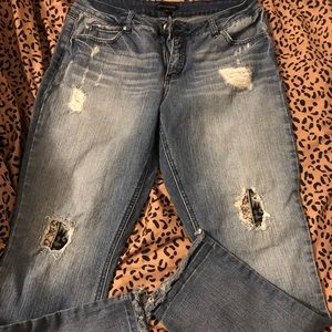 Super stretchy & soft distressed jeans.